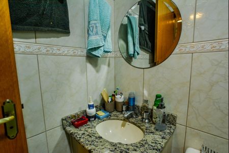 Casa à venda com 200m², 3 quartos e 4 vagasBanheiro da Suíte 3