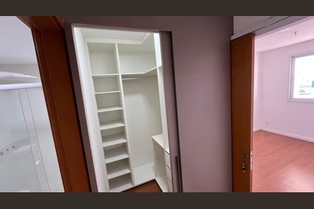 Apartamento para alugar com 52m², 1 quarto e 1 vaga Apartamento para alugar com 52m², 1 quarto e 1 vagaCloset do quarto