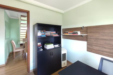 Apartamento à venda com 136m², 3 quartos e 2 vagas Apartamento à venda com 136m², 3 quartos e 2 vagasQuarto 2