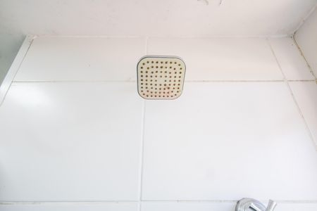 Apartamento à venda com 47m², 2 quartos e 1 vaga Apartamento à venda com 47m², 2 quartos e 1 vagaBanheiro