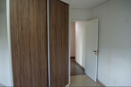 Apartamento à venda com 120m², 3 quartos e 2 vagasQuarto 3