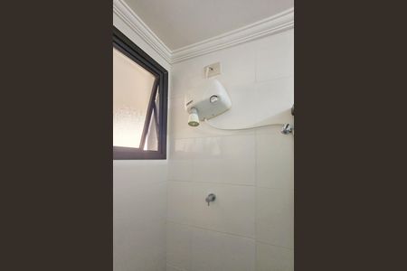 Apartamento para alugar com 120m², 2 quartos e 2 vagasBanheiro da suíte 