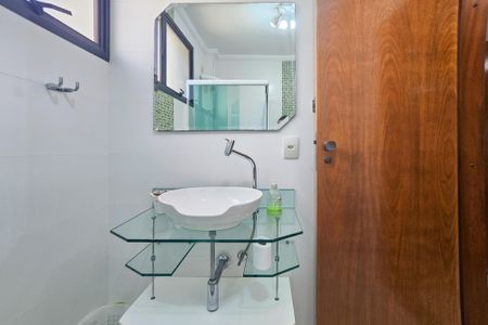 Apartamento para alugar com 120m², 2 quartos e 2 vagasBanheiro