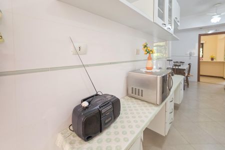 Apartamento para alugar com 120m², 2 quartos e 2 vagasCozinha