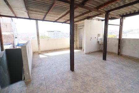 Casa à venda com 117m², 2 quartos e 3 vagasQuintal