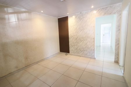 Sala de casa à venda com 2 quartos, 117m² em Jardim Roberto, Osasco