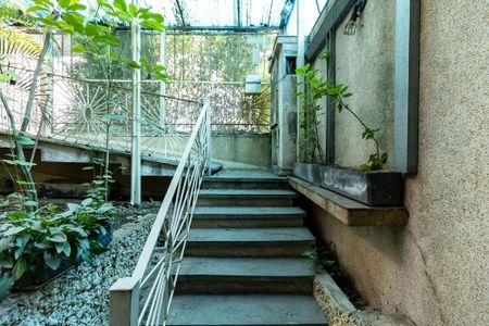 Casa à venda com 300m², 4 quartos e 1 vaga Casa à venda com 300m², 4 quartos e 1 vagaEntrada