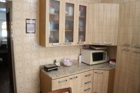 Casa à venda com 176m², 3 quartos e 2 vagasCozinha