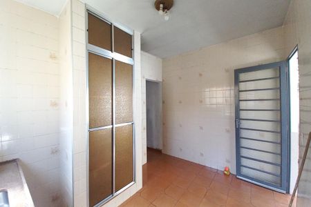 Casa à venda com 252m², 3 quartos e 2 vagasCozinha