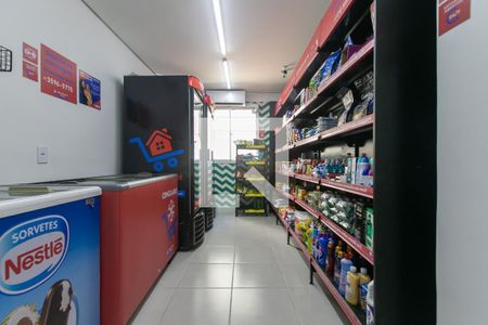 Apartamento à venda com 34m², 2 quartos e sem vagaMicro market