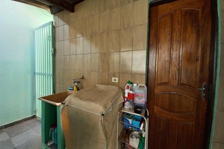 Casa à venda com 383m², 3 quartos e 2 vagasÁrea de Serviço