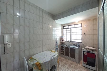 Casa à venda com 383m², 3 quartos e 2 vagasCozinha