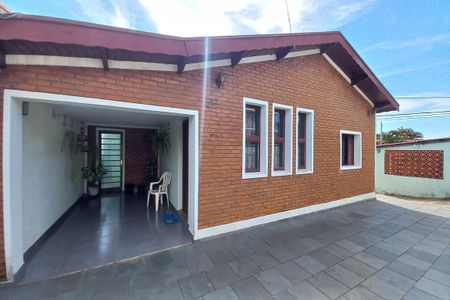 Casa à venda com 383m², 3 quartos e 2 vagasFachada do Prédio