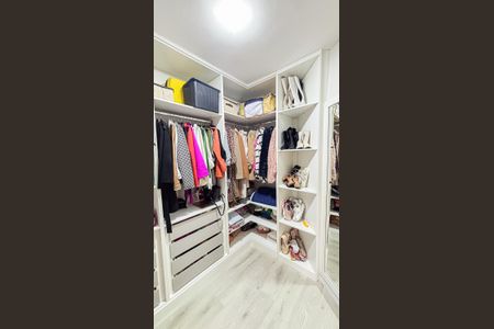 Apartamento à venda com 100m², 1 quarto e 1 vagaSuite Closet