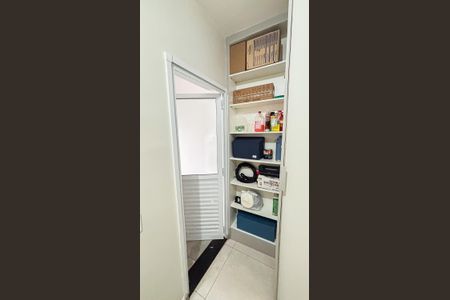 Apartamento à venda com 100m², 1 quarto e 1 vagaEscada Cobertura