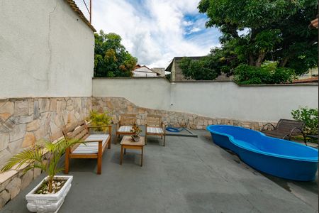 Casa à venda com 150m², 3 quartos e 5 vagasQuintal