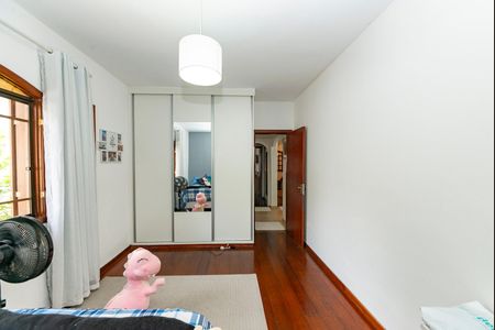 Casa à venda com 150m², 3 quartos e 5 vagasQuarto 3