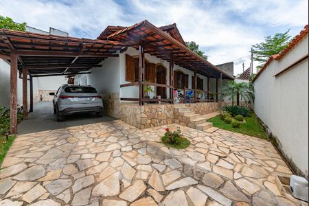 Casa à venda com 150m², 3 quartos e 5 vagasGaragem