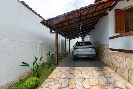 Casa à venda com 150m², 3 quartos e 5 vagasGaragem