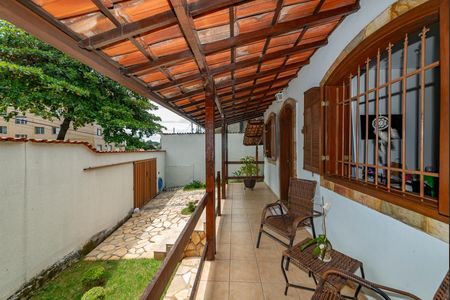 Casa à venda com 150m², 3 quartos e 5 vagasVaranda da Sala