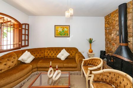 Casa à venda com 150m², 3 quartos e 5 vagasSala 1