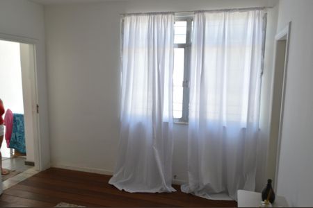 Casa de condomínio à venda com 120m², 5 quartos e 2 vagasSala - Edicula