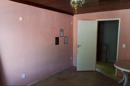 Casa de condomínio à venda com 120m², 5 quartos e 2 vagasQuarto 3