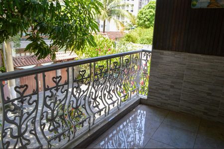 Casa de condomínio à venda com 120m², 5 quartos e 2 vagasVaranda da Sala 2