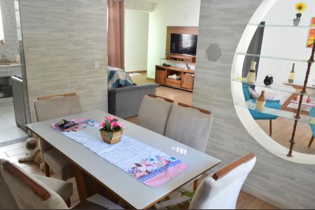 Casa de condomínio à venda com 120m², 5 quartos e 2 vagasSala de Jantar