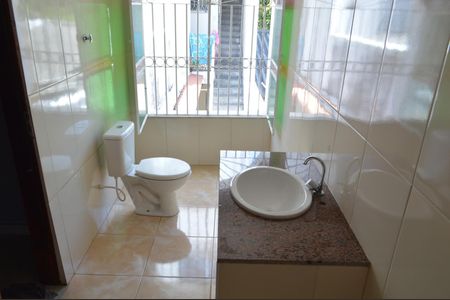 Casa de condomínio à venda com 120m², 5 quartos e 2 vagasLavabo