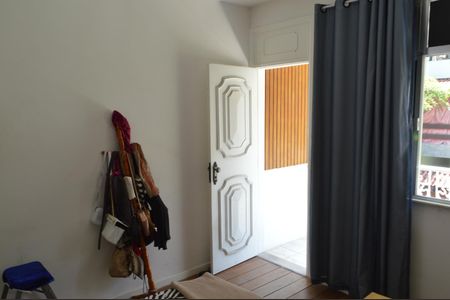 Casa de condomínio à venda com 120m², 5 quartos e 2 vagasQuarto - Edicula