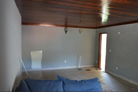 Casa de condomínio à venda com 120m², 5 quartos e 2 vagasSala 2