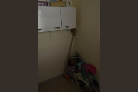 Casa de condomínio à venda com 120m², 5 quartos e 2 vagasQuarto de Serviço