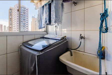 Apartamento à venda com 57m², 2 quartos e 1 vaga Apartamento à venda com 57m², 2 quartos e 1 vagaÁrea de Serviço