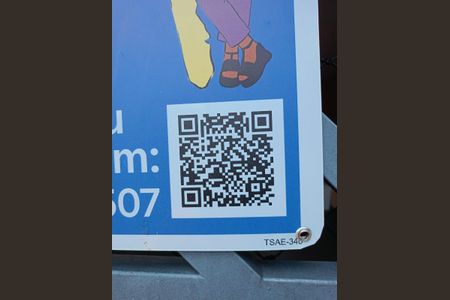 Casa à venda com 260m², 3 quartos e 3 vagas Casa à venda com 260m², 3 quartos e 3 vagasPlaquinha