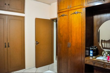 Apartamento para alugar com 108m², 3 quartos e sem vagaQuarto