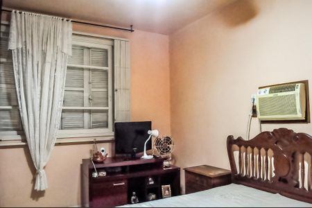 Apartamento para alugar com 108m², 3 quartos e sem vagaQuarto