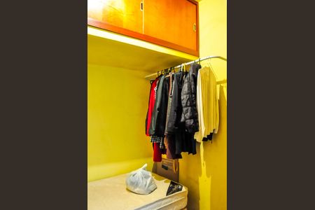 Apartamento para alugar com 108m², 3 quartos e sem vagacloset