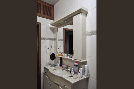 Apartamento para alugar com 108m², 3 quartos e sem vagaBanheiro 