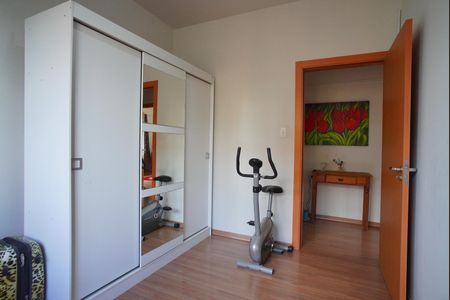 Apartamento à venda com 114m², 4 quartos e sem vagaQuarto 2