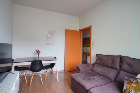 Apartamento à venda com 114m², 4 quartos e sem vagaSala