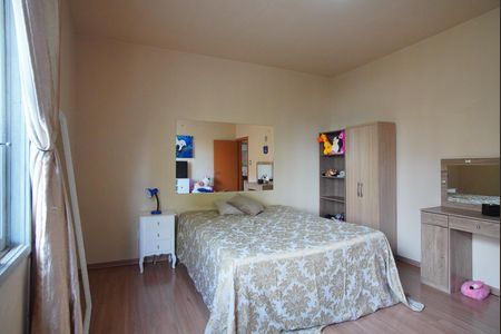 Apartamento à venda com 114m², 4 quartos e sem vagaQuarto 3