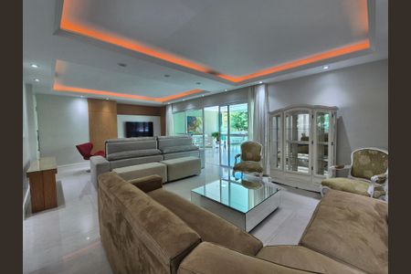 Apartamento à venda com 182m², 4 quartos e 2 vagasSala