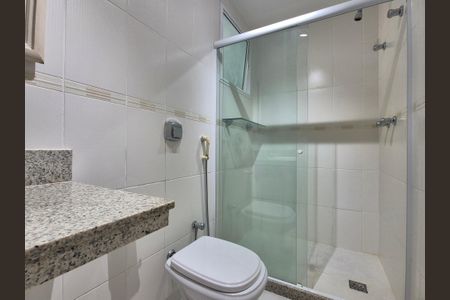 Apartamento à venda com 182m², 4 quartos e 2 vagasBanheiro