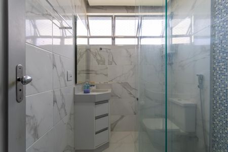 Apartamento à venda com 67m², 2 quartos e sem vagaBanheiro