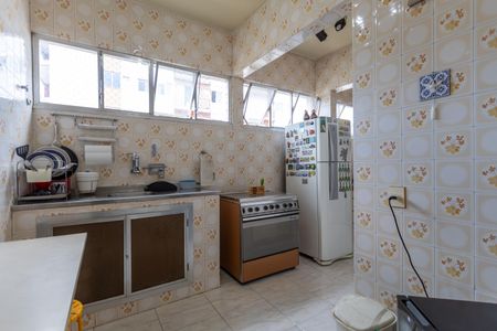 Apartamento à venda com 67m², 2 quartos e sem vagaCozinha