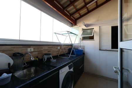 Apartamento à venda com 47m², 2 quartos e 2 vagasÁrea de Serviço