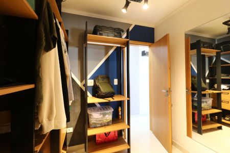 Apartamento à venda com 47m², 2 quartos e 2 vagasCloset (Suíte 2)