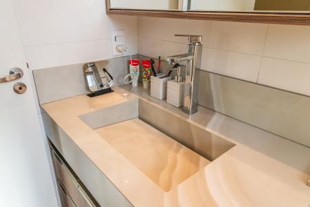 Apartamento à venda com 109m², 3 quartos e 2 vagasBanheiro da Suíte