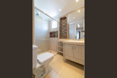 Apartamento para alugar com 124m², 3 quartos e 3 vagas Apartamento para alugar com 124m², 3 quartos e 3 vagasBanheiro da Suíte 1